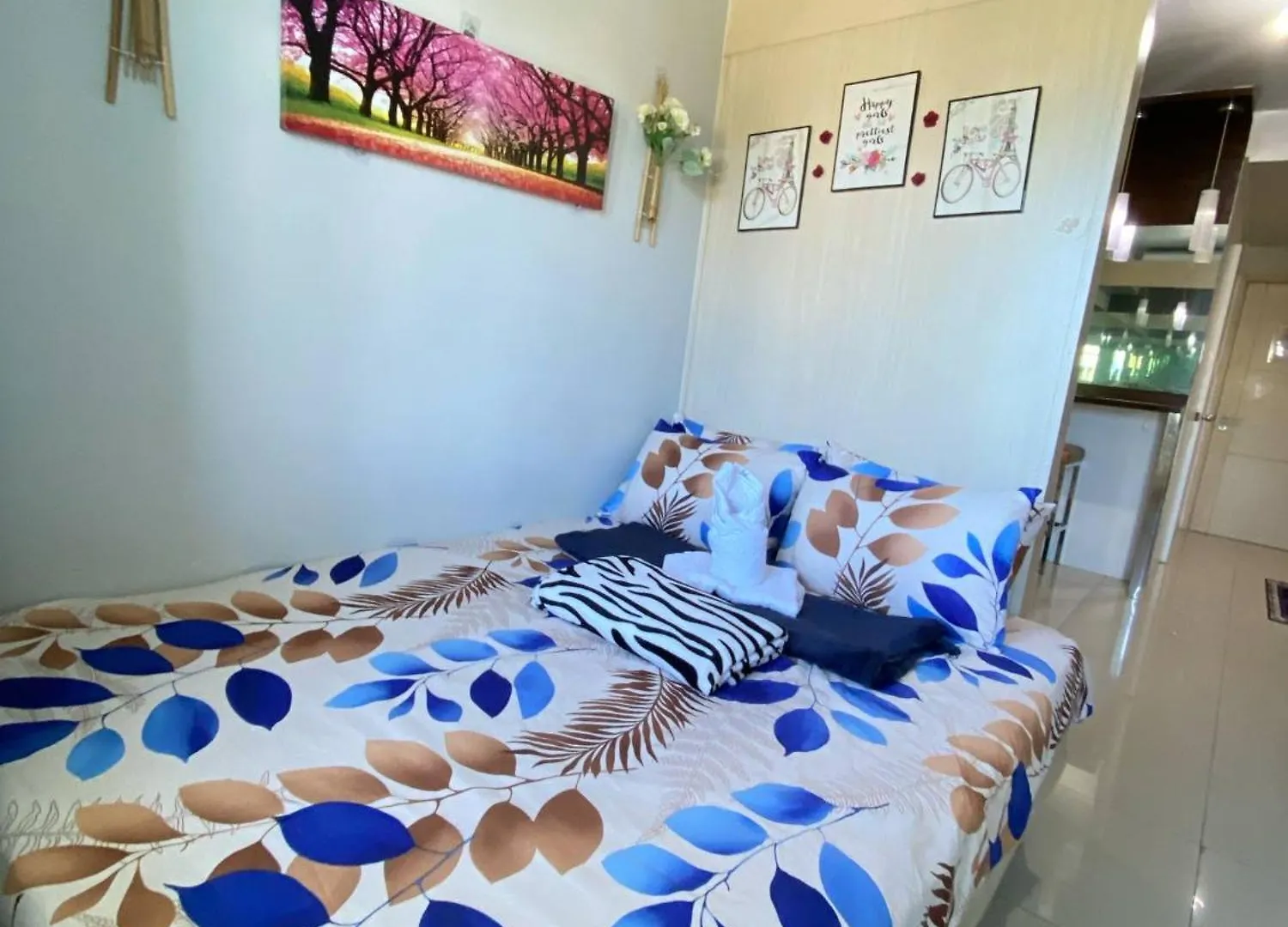 Glenda Place Aurum At Sea Residences Manilla