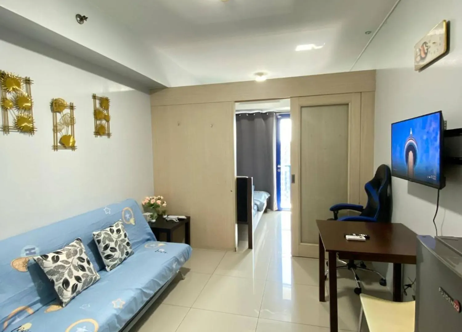 Glenda Place Aurum At Sea Residences Manila Apartment